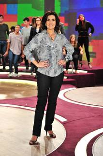 Fátima Bernardes feet photo thumbnail