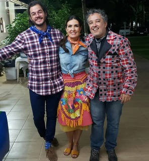 Fátima Bernardes feet photo thumbnail