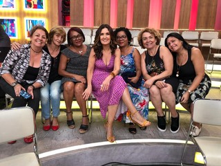 Fátima Bernardes feet photo thumbnail