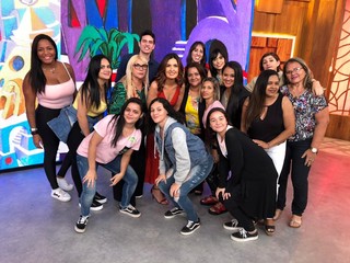 Fátima Bernardes feet photo thumbnail