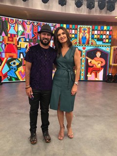 Fátima Bernardes feet photo thumbnail