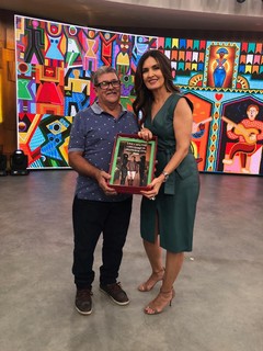 Fátima Bernardes feet photo thumbnail