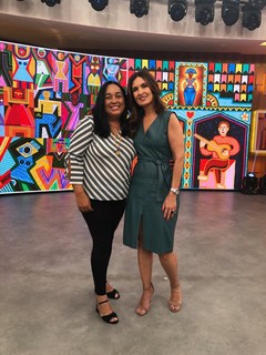 Fátima Bernardes feet photo thumbnail