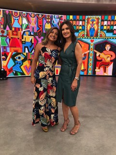 Fátima Bernardes feet photo thumbnail