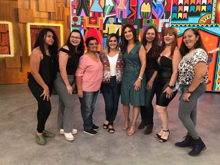 Fátima Bernardes feet photo thumbnail