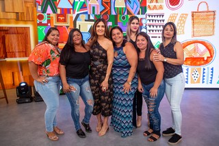 Fátima Bernardes feet photo thumbnail