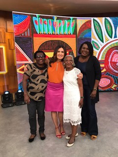 Fátima Bernardes feet photo thumbnail