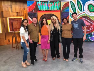 Fátima Bernardes feet photo thumbnail