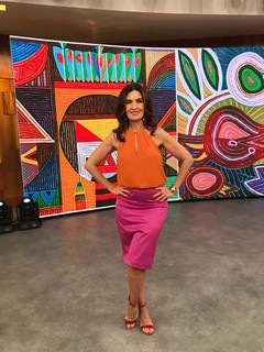 Fátima Bernardes feet photo thumbnail