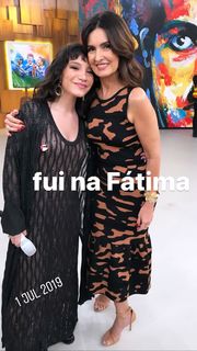 Fátima Bernardes feet photo thumbnail