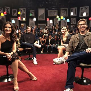 Fátima Bernardes feet photo thumbnail