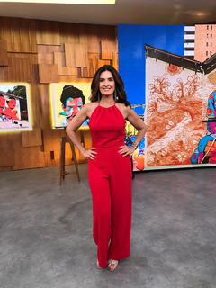 Fátima Bernardes feet photo thumbnail