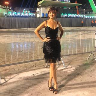 Fátima Bernardes feet photo thumbnail