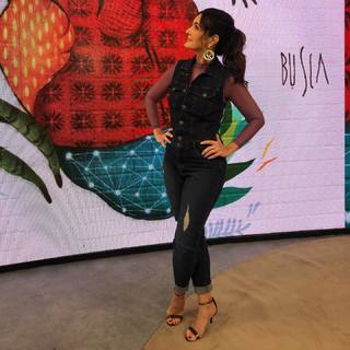 Fátima Bernardes feet photo thumbnail