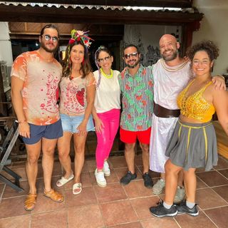 Fátima Bernardes feet photo thumbnail