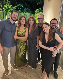 Fátima Bernardes feet photo thumbnail