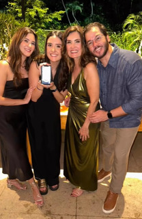 Fátima Bernardes feet photo thumbnail