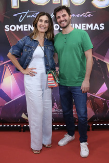 Fátima Bernardes feet photo thumbnail