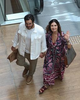 Fátima Bernardes feet photo thumbnail