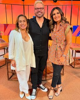 Fátima Bernardes feet photo thumbnail