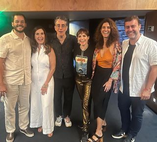 Fátima Bernardes feet photo thumbnail