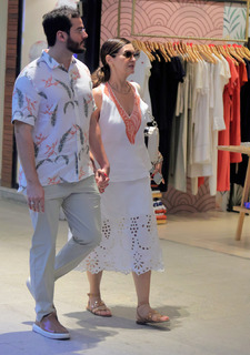 Fátima Bernardes feet photo thumbnail