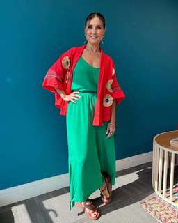 Fátima Bernardes feet photo thumbnail