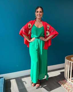 Fátima Bernardes feet photo thumbnail