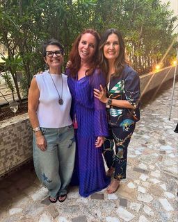 Fátima Bernardes feet photo thumbnail