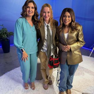 Fátima Bernardes feet photo thumbnail