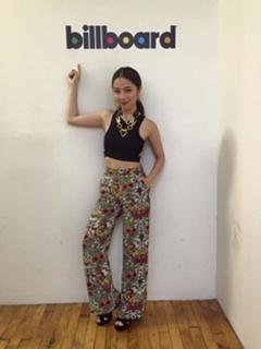 G.E.M. feet photo 1