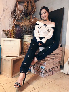 G.E.M. feet photo 10
