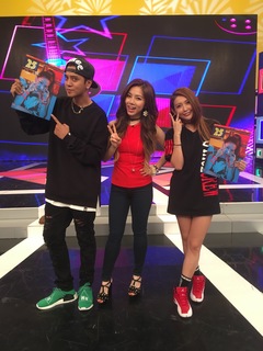 G.E.M. feet photo 7