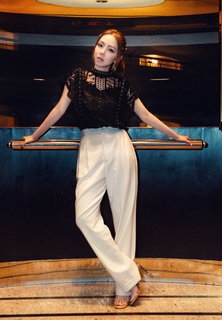 G.E.M. feet photo 5