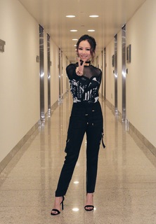 G.E.M. feet photo 6