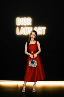 G.E.M. feet photo 10