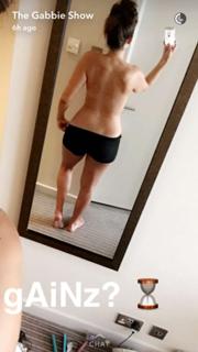 Gabbie Hanna feet photo thumbnail