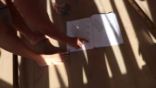 Gabbie Hanna feet photo thumbnail