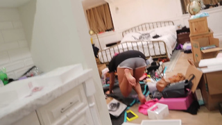Gabbie Hanna feet photo thumbnail