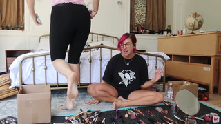 Gabbie Hanna feet photo thumbnail