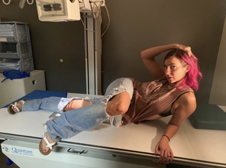 Gabbie Hanna feet photo thumbnail