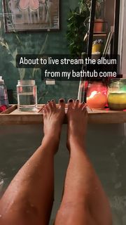 Gabbie Hanna feet photo thumbnail