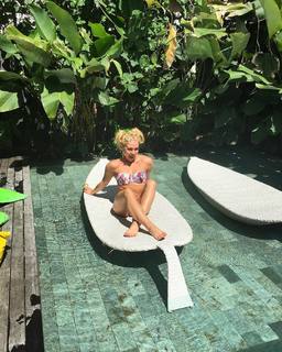 Gabby Allen feet photo 10