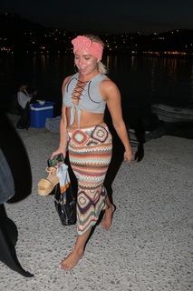 Gabby Allen feet photo 3