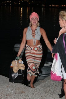Gabby Allen feet photo 1