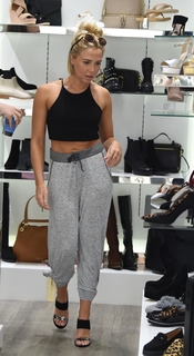 Gabby Allen feet photo 11