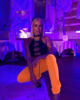 Gabby Allen feet photo 15