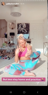 Gabby Allen feet photo 3