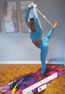 Gabby Allen feet photo 12