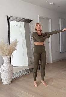 Gabby Allen feet photo 18